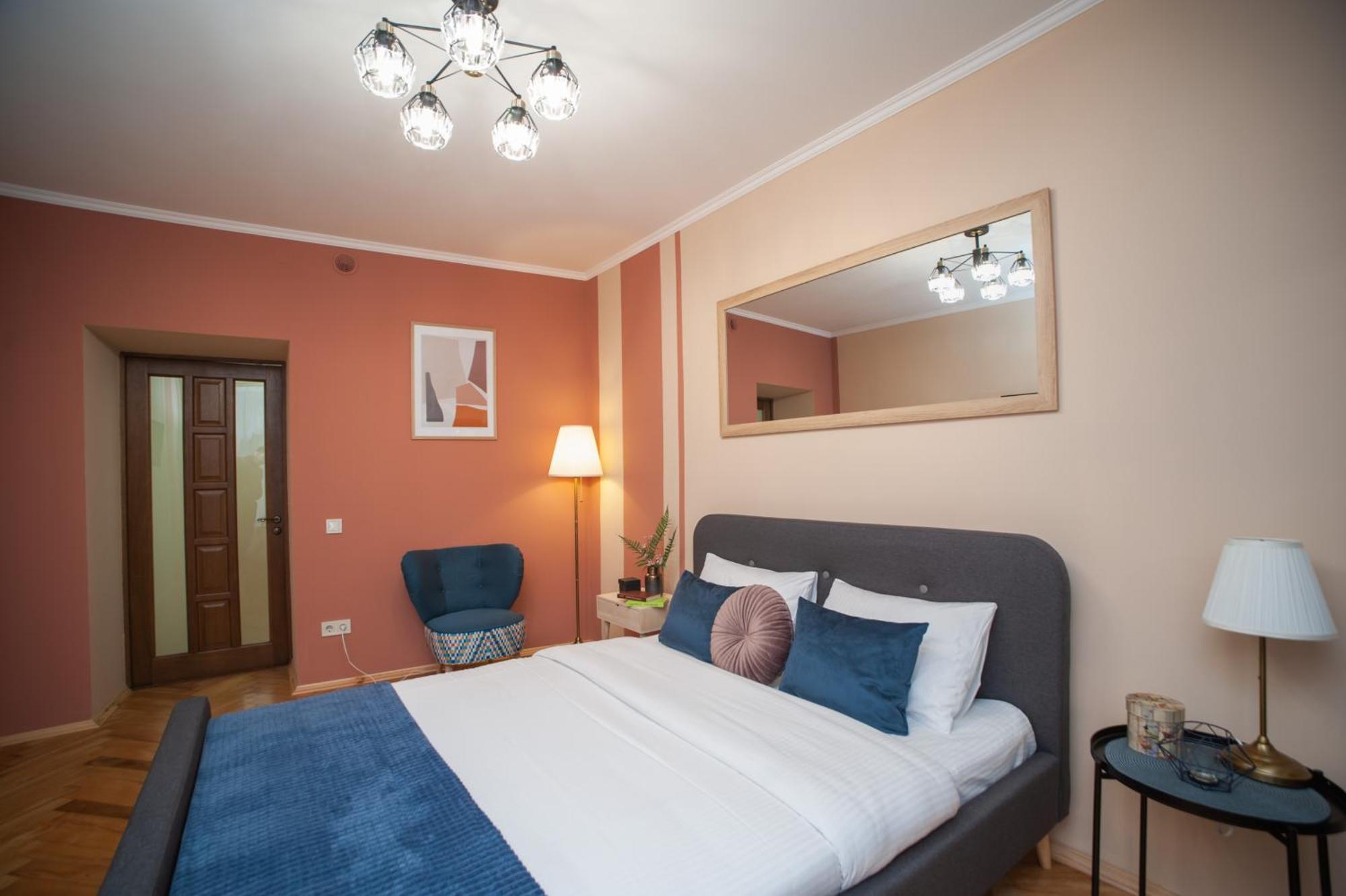 Romantic Suite, 3Mins To Rynok Square Lwów Zewnętrze zdjęcie